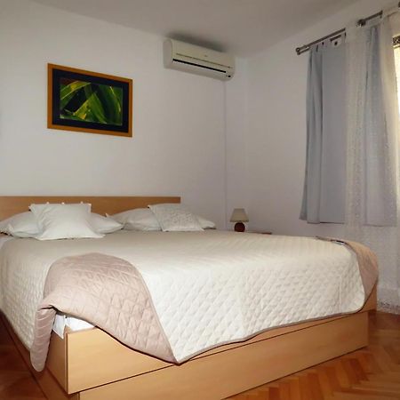 Apartments Milena & Ante Makarska Ngoại thất bức ảnh