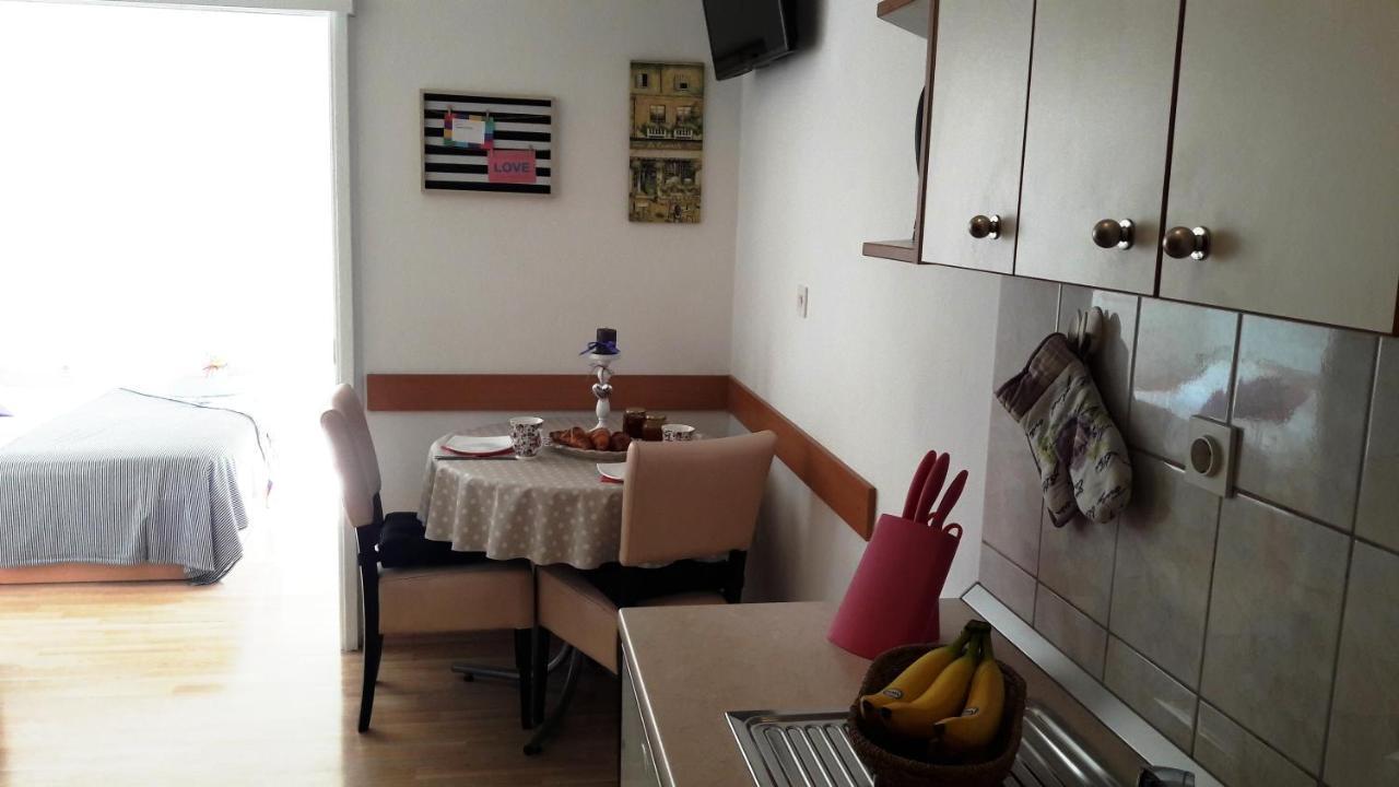Apartments Milena & Ante Makarska Ngoại thất bức ảnh