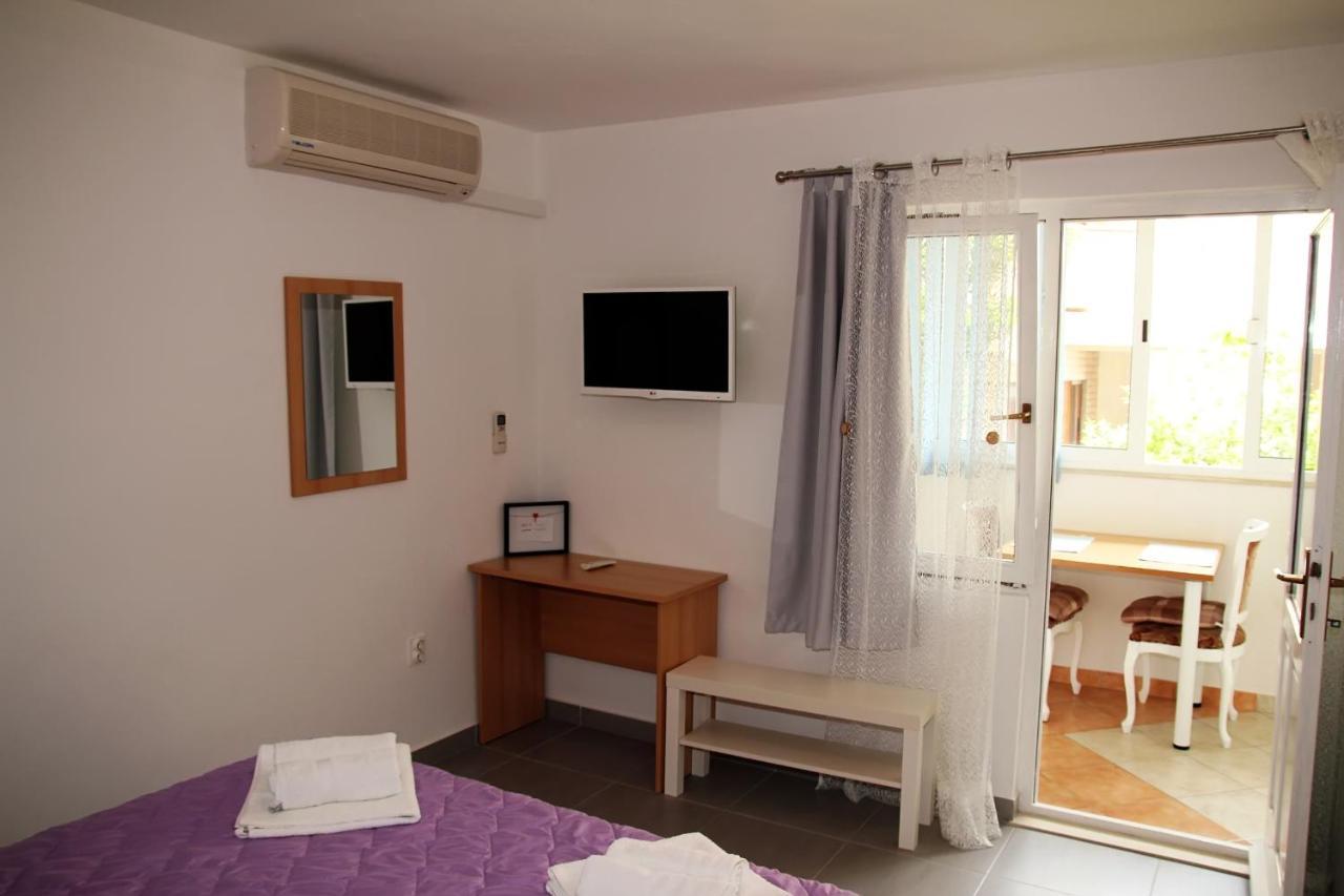 Apartments Milena & Ante Makarska Ngoại thất bức ảnh
